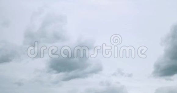 云彩天空和风视频的预览图