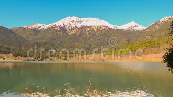 希腊多萨湖的美丽景观视频的预览图
