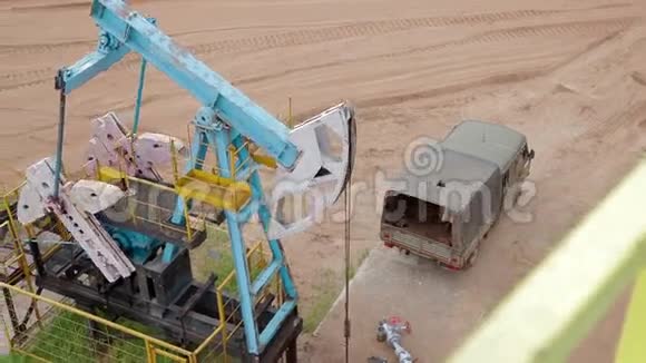 化石燃料能源泵千斤顶油泵视频的预览图