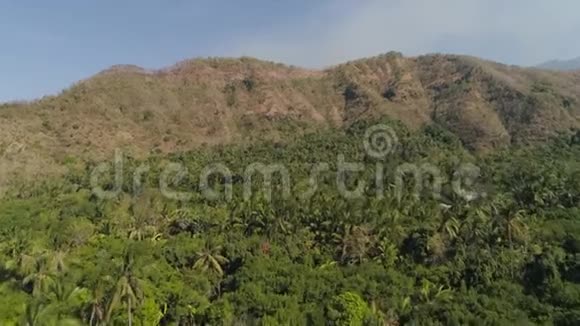 印度尼西亚巴厘岛的山景视频的预览图