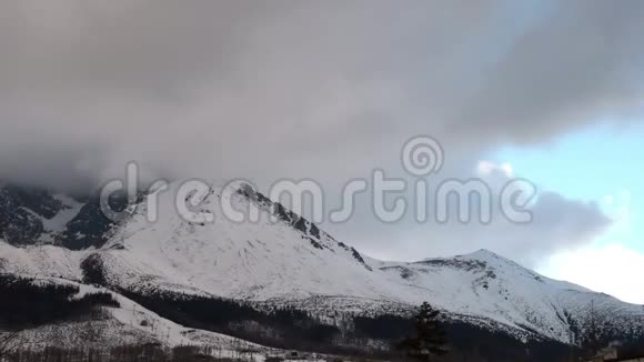 塔特拉山地景观视频的预览图