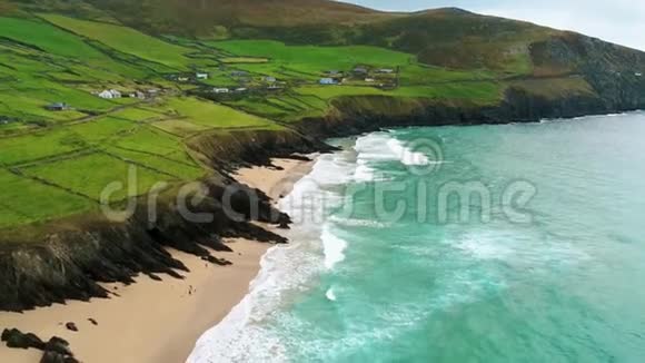 飞越美丽的爱尔兰西海岸视频的预览图
