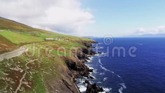 爱尔兰西海岸美丽的丁格尔半岛视频的预览图