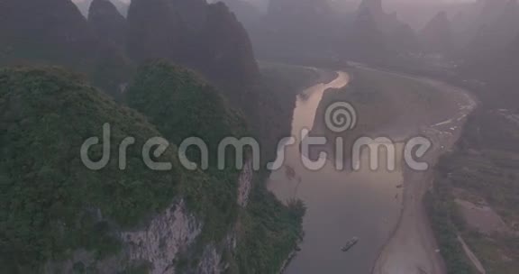 兴坪渔村航拍视频的预览图