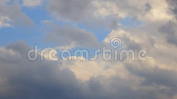 天空云地平线视频的预览图