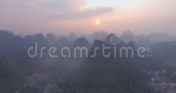桂林的空中景观视频的预览图