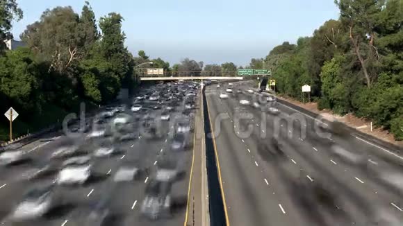 洛杉矶交通视频的预览图