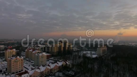 空中加里宁格勒的城市景观视频的预览图