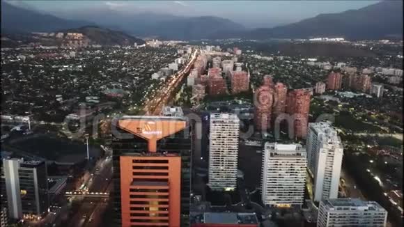 城市和景观的鸟瞰图视频的预览图