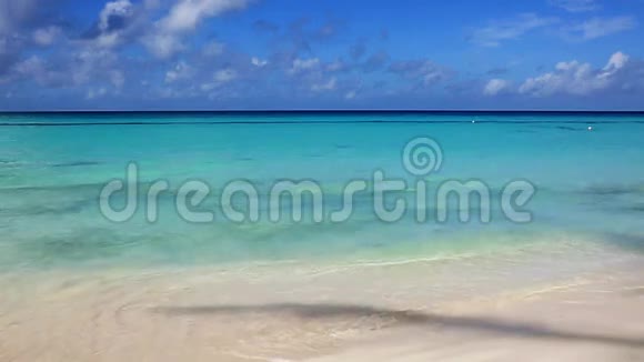 加勒比海和蓝天视频的预览图