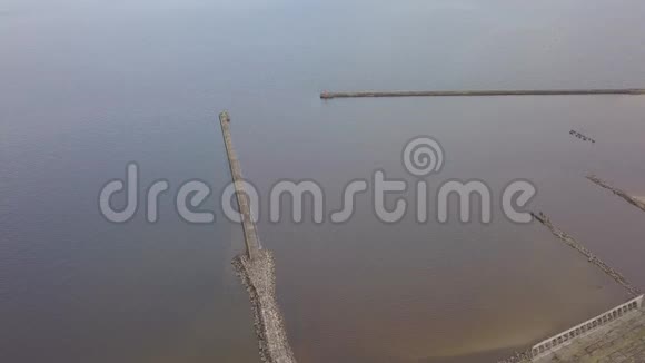 港口罗哈拉托维亚空中观景乡村无人机顶景4KUHD视频视频的预览图