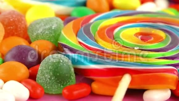甜糖果冻棒棒棒糖混合零食视频的预览图