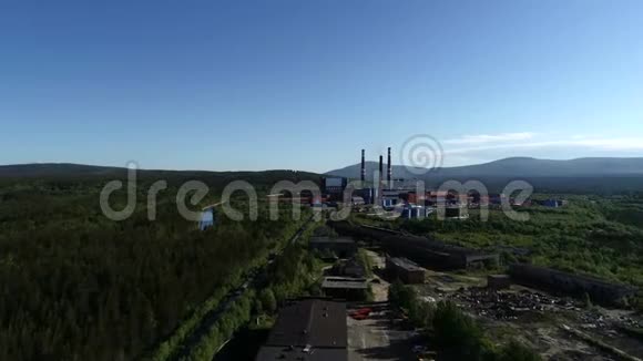 铝冶金厂视频的预览图