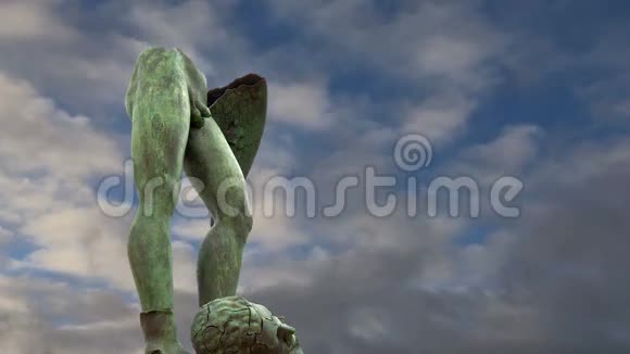 意大利西西里岛阿格里根托考古区的雕像视频的预览图