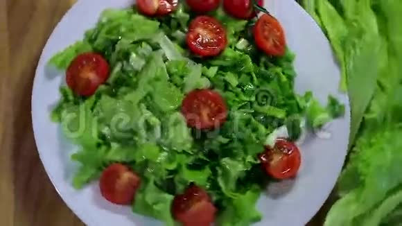 蔬菜沙拉视频的预览图