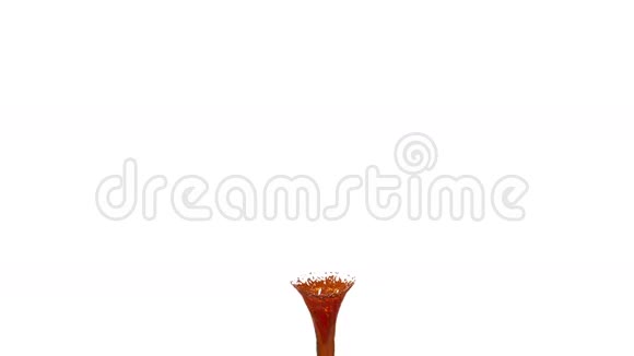 橙色液体龙卷风美丽的彩色漩涡汁孤立透明的液体旋涡如旋风式三维视频的预览图