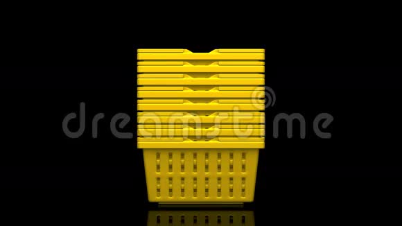黑色背景下的黄色购物篮视频的预览图