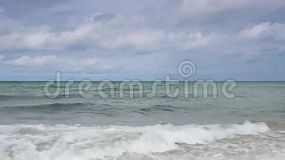波罗的海和蓝天视频的预览图
