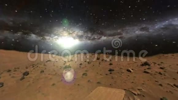 火星表面和发光的银河系和恒星视频的预览图