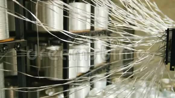 玻璃纤维棒的生产复合材料加固的制造建筑业视频的预览图