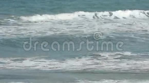 保加利亚波莫里的黑海冲浪视频的预览图
