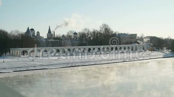 俄罗斯诺夫哥罗德的雅罗斯拉夫庭院视频的预览图