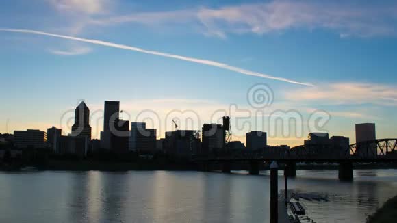 波特兰城市景观时间流逝黄昏视频的预览图