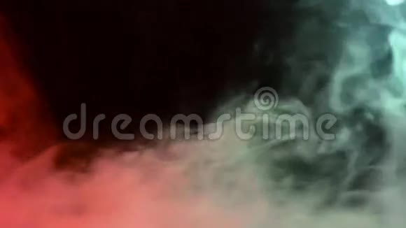 五颜六色的烟雾形状视频的预览图