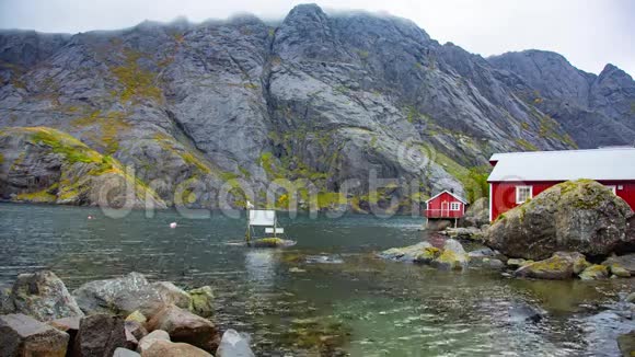 挪威洛福顿群岛渔村视频的预览图