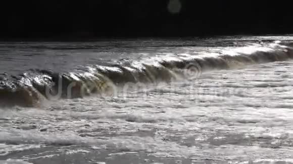 拉脱维亚最宽的瀑布文塔河视频的预览图