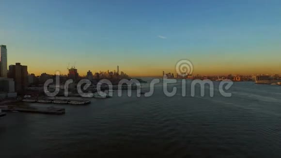 纽约市航空公司视频的预览图