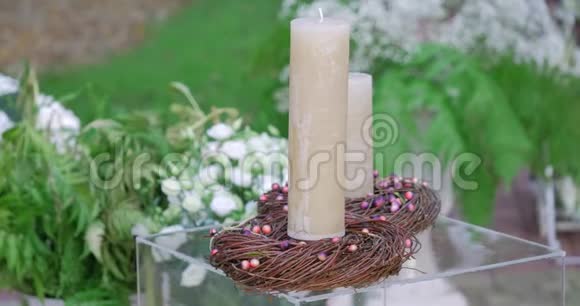 婚礼上的浪漫蜡烛视频的预览图
