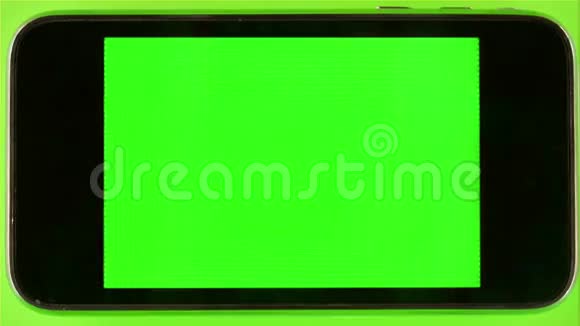 使用带有绿色屏幕的智能手机视频的预览图