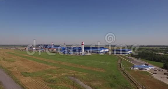 冶金工厂的俯视图视频的预览图