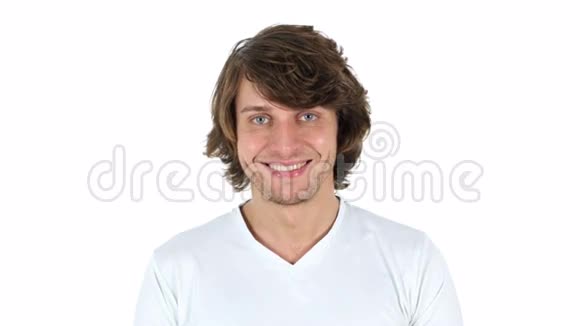 微笑的男人白色的背景视频的预览图
