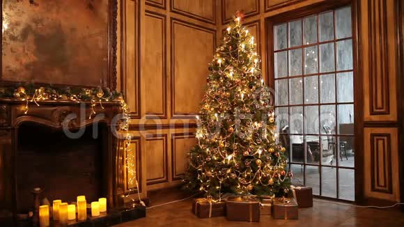 新年树和圣诞节背景视频的预览图