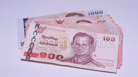 泰币是20泰铢100泰铢和1000泰铢等等视频的预览图