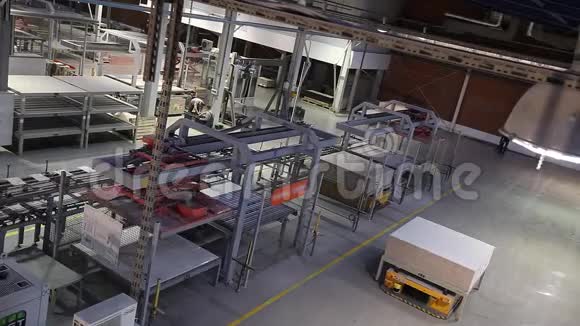 工业内饰陶瓷砖生产自动化引导车辆平台视频的预览图