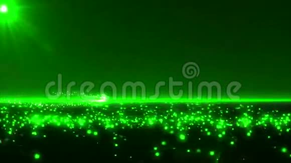 绿色发光的圣诞树视频的预览图