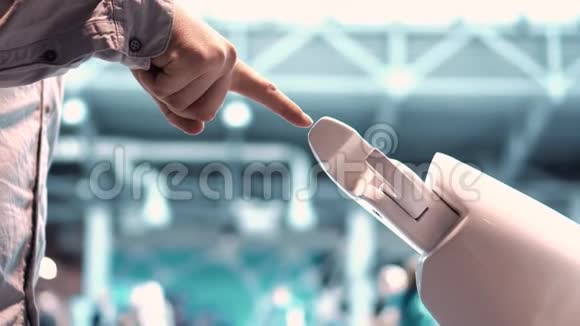 现代机器人技术视频的预览图