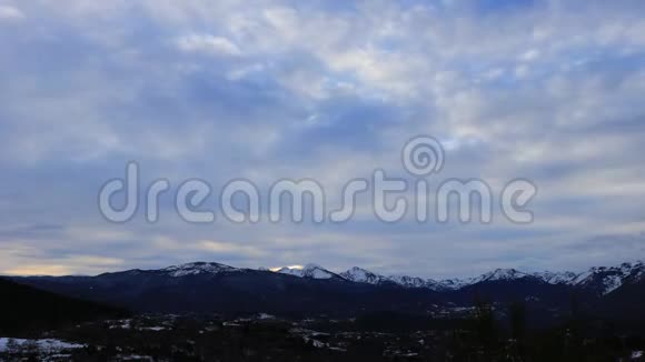 法国阿里盖的比利牛斯山视频的预览图