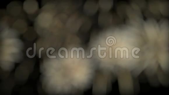 五颜六色的烟花在缓慢的运动视频的预览图