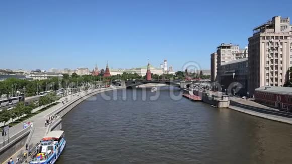 莫斯科河和克里姆林宫日莫斯科俄罗斯莫斯科最受欢迎的景色视频的预览图