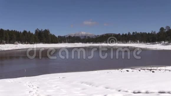 冬天的亚利桑那湖视频的预览图