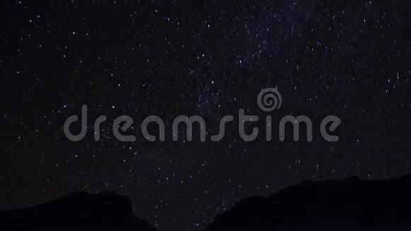 时间流逝夜空中的星星视频的预览图