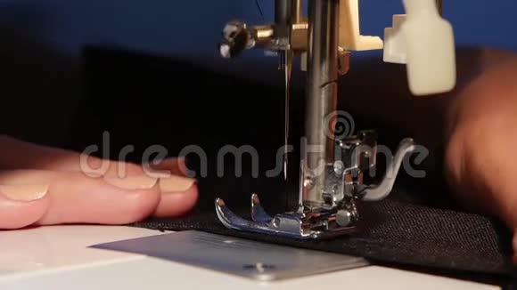 缝纫机慢动作视频的预览图