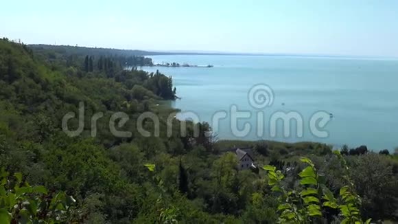 巴拉顿湖的美丽风景视频的预览图
