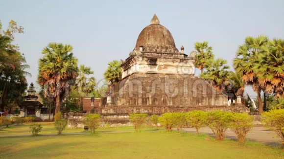 老挝琅勃拉邦寺视频的预览图