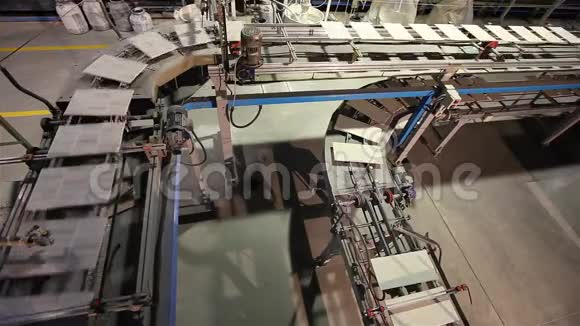瓷砖制造瓷砖生产自动化生产线工业内部输送机视频的预览图