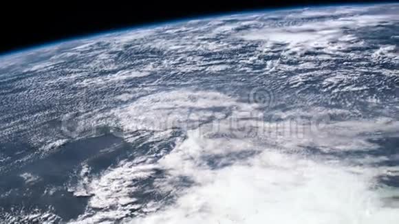从国际空间站上看到的地球从太空观测到美丽的地球Nasa时间视频的预览图